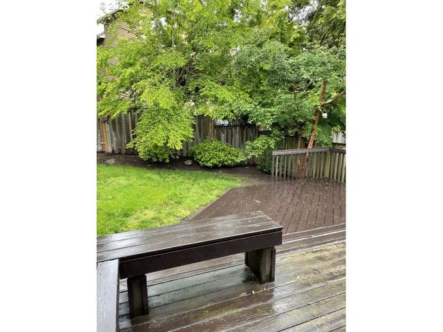 6692 Sw 162ND Dr, Beaverton, OR 97007