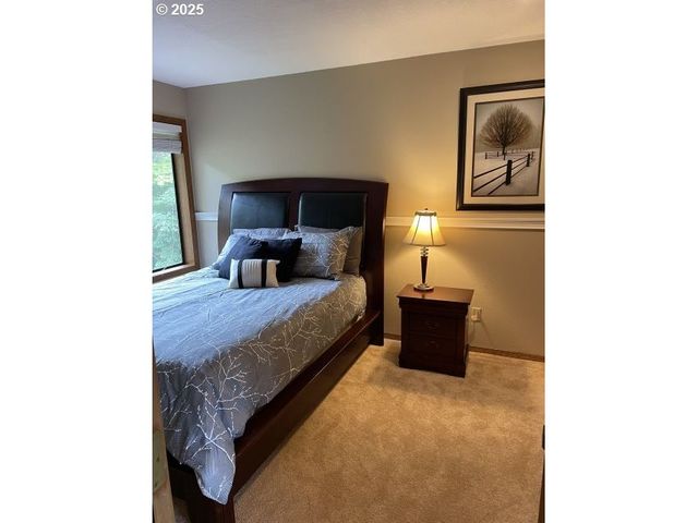 6692 Sw 162ND Dr, Beaverton, OR 97007