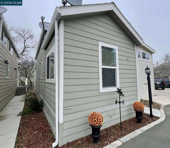 16711 16711 Marsh Creek Rd, Clayton, CA 94517