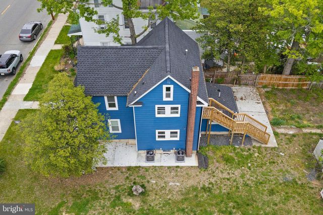 110 W BROAD ST, Paulsboro, NJ 08066