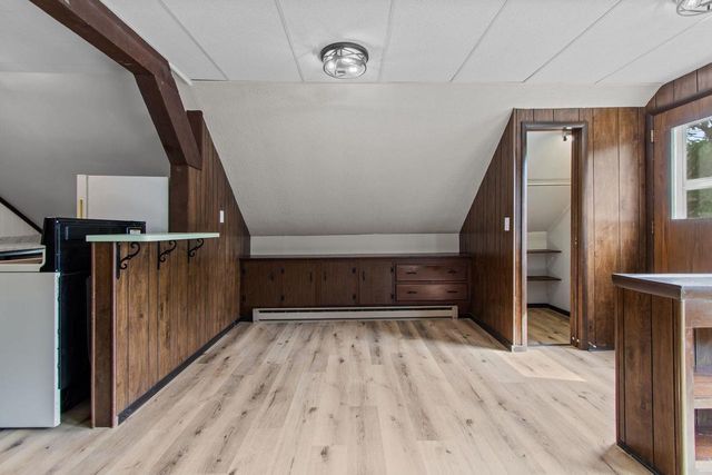 1903 E APPLE CREEK ROAD, Appleton, WI 54913