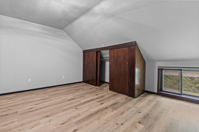 1903 E APPLE CREEK ROAD, Appleton, WI 54913
