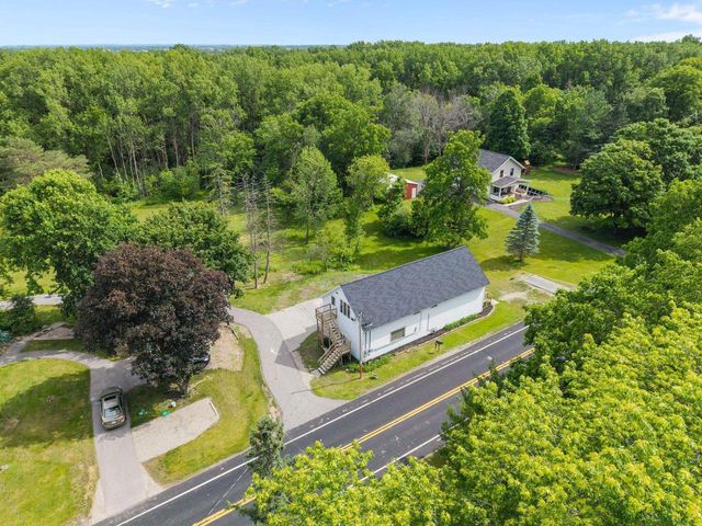 1903 E APPLE CREEK ROAD, Appleton, WI 54913