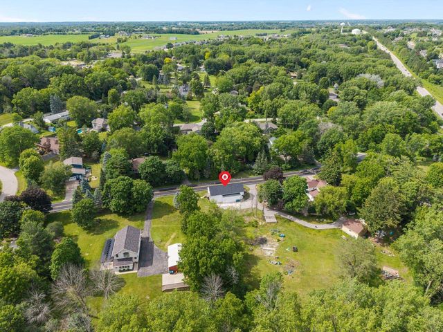 1903 E APPLE CREEK ROAD, Appleton, WI 54913