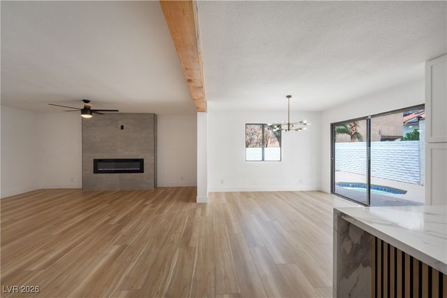 5145 East Tennis Court, Las Vegas, NV 89120