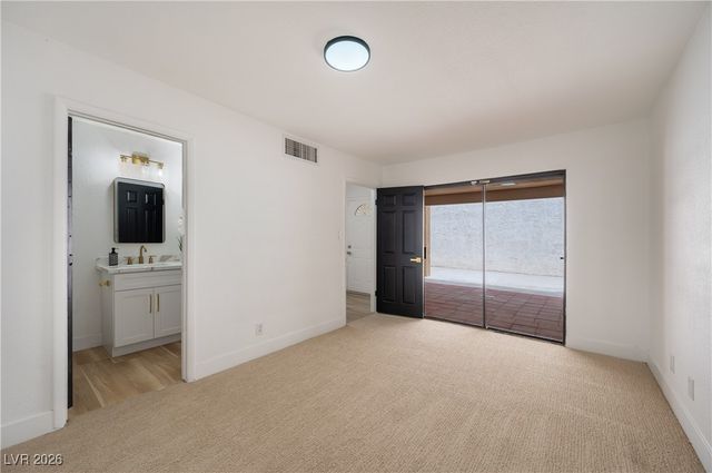 5145 East Tennis Court, Las Vegas, NV 89120