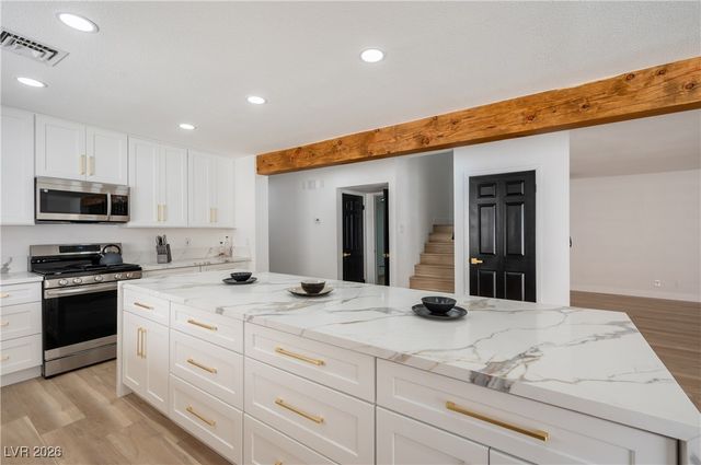 5145 East Tennis Court, Las Vegas, NV 89120