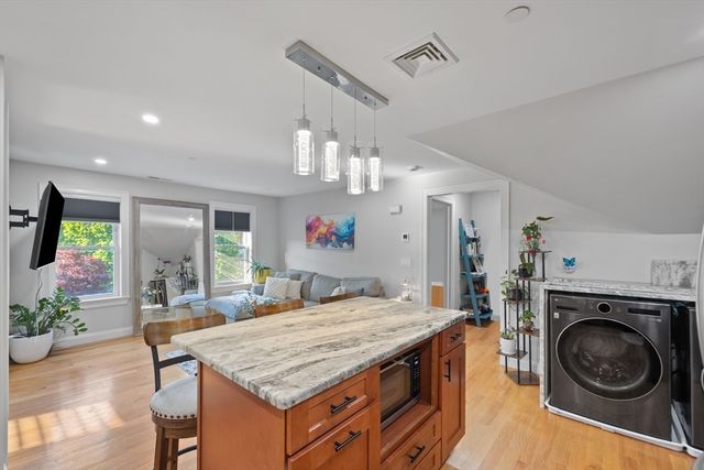 6 Nelly St 3, Wakefield, MA 01880