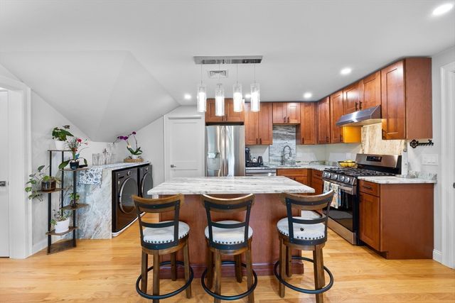 6 Nelly St 3, Wakefield, MA 01880