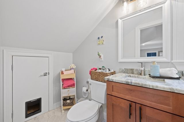 6 Nelly St 3, Wakefield, MA 01880