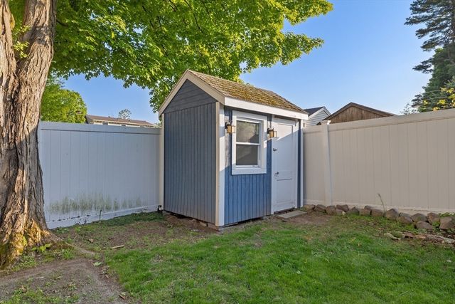 6 Nelly St 3, Wakefield, MA 01880