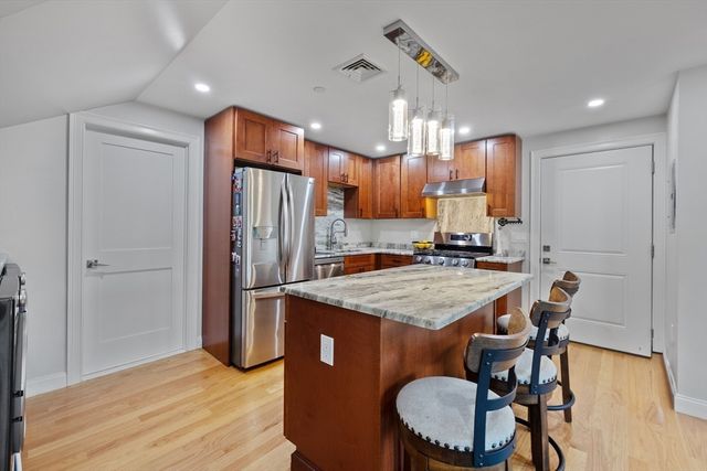6 Nelly St 3, Wakefield, MA 01880