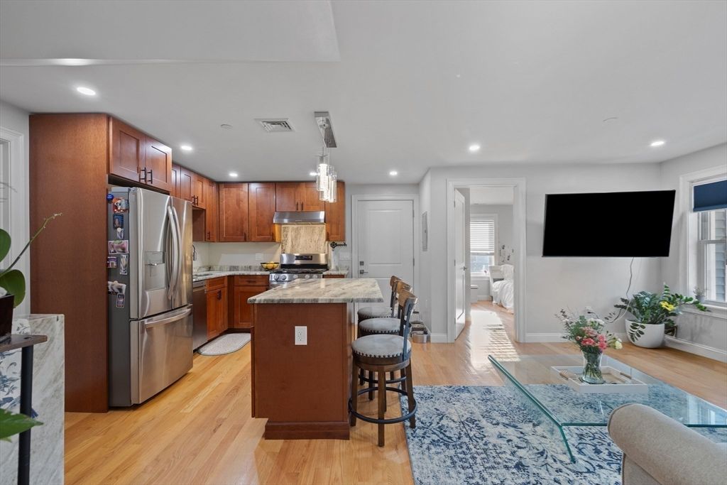 6 Nelly St 3, Wakefield, MA 01880