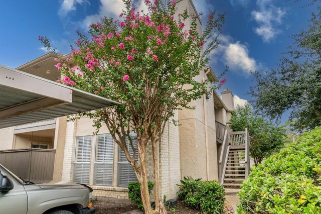 1900 Bay Area Boulevard 102, Houston, TX 77058