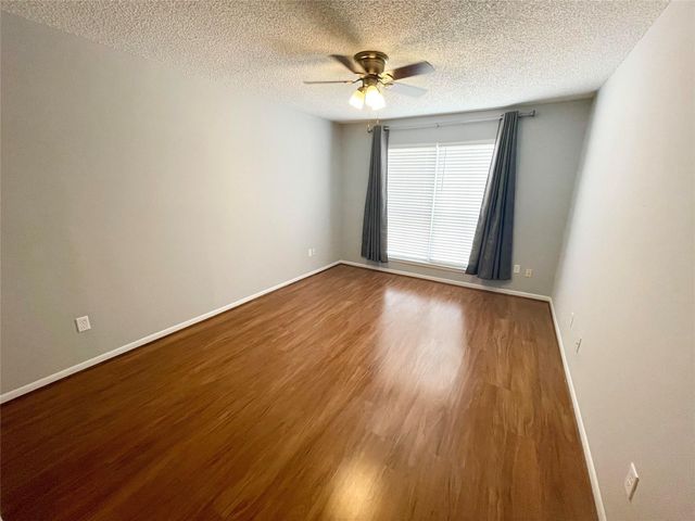 1900 Bay Area Boulevard 102, Houston, TX 77058