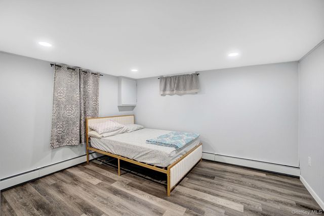 18 Cambridge Avenue, Bethpage, NY 11714