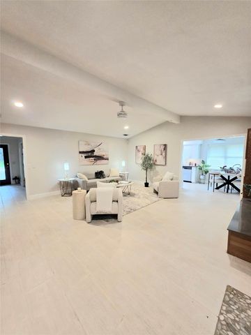 2613 Live Oak Lane, Plano, TX 75075