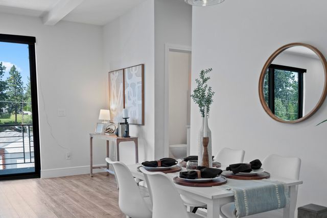 8928 E South Riverway Ave, Millwood, WA 99212