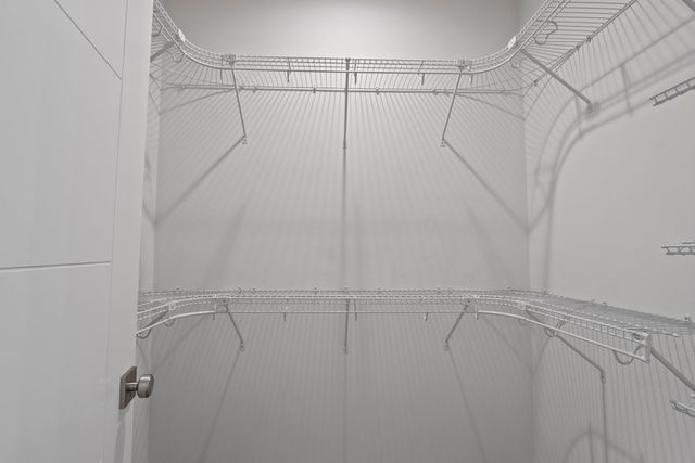 8928 E South Riverway Ave, Millwood, WA 99212