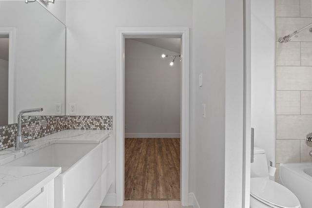 8928 E South Riverway Ave, Millwood, WA 99212