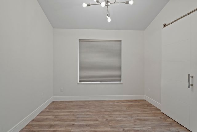 8928 E South Riverway Ave, Millwood, WA 99212