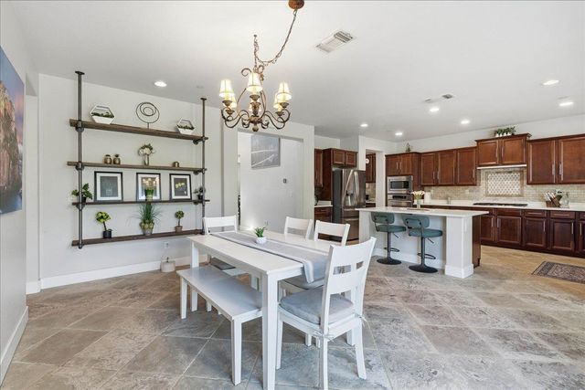 1128 Southbridge Cir, Lincoln, CA 95648