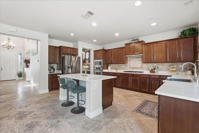 1128 Southbridge Cir, Lincoln, CA 95648