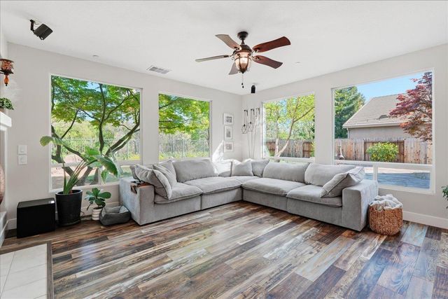 1128 Southbridge Cir, Lincoln, CA 95648