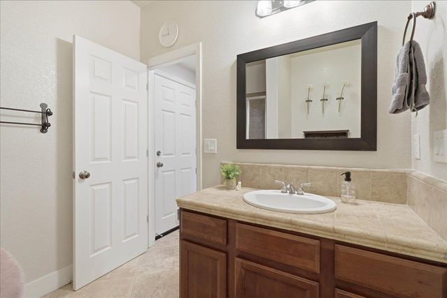 1128 Southbridge Cir, Lincoln, CA 95648