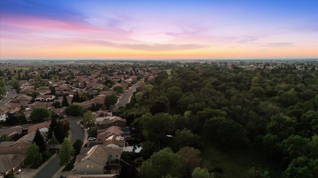 1128 Southbridge Cir, Lincoln, CA 95648