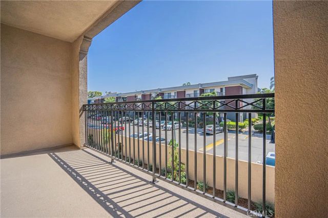 2317 W Broadway 6, Anaheim, CA 92804