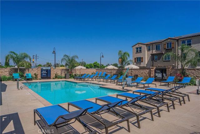 2317 W Broadway 6, Anaheim, CA 92804