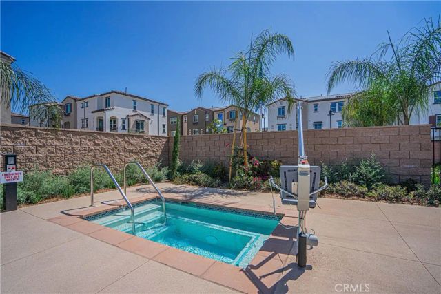 2317 W Broadway 6, Anaheim, CA 92804