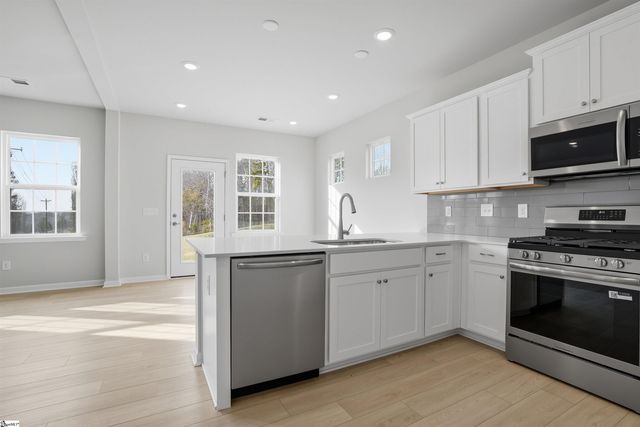 113 Farmwell Drive, Woodruff, SC 29388