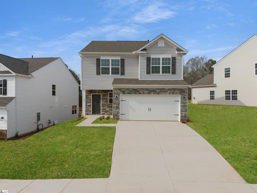 113 Farmwell Drive, Woodruff, SC 29388
