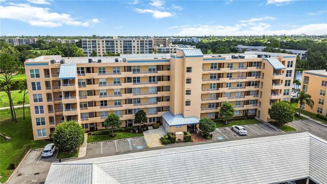 4550 PINEBROOK CIRCLE 605, Bradenton, FL 34209