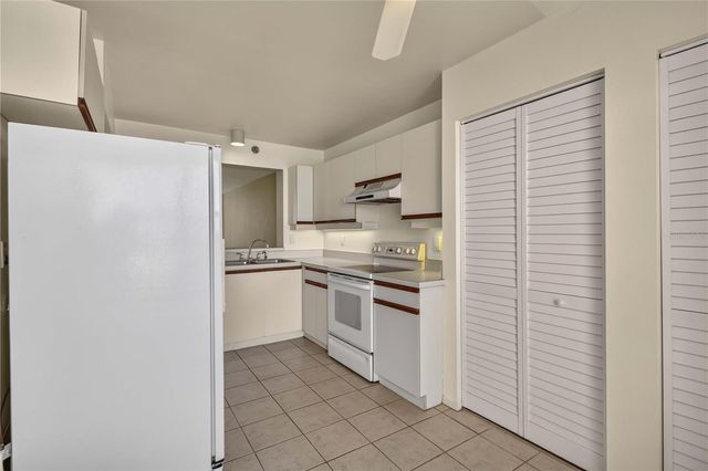 4550 PINEBROOK CIRCLE 605, Bradenton, FL 34209