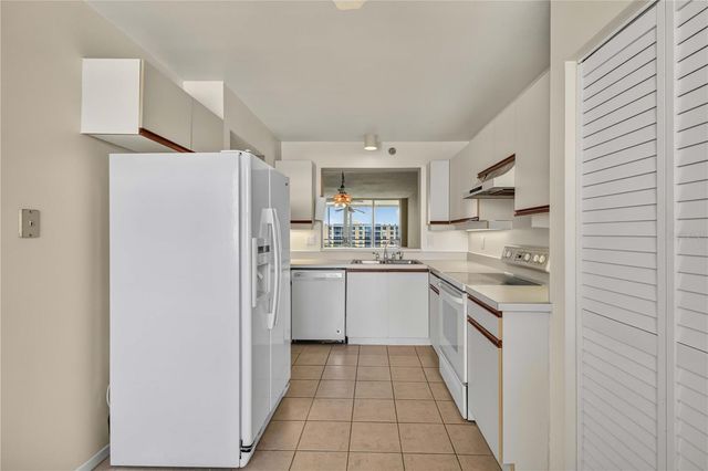 4550 PINEBROOK CIRCLE 605, Bradenton, FL 34209