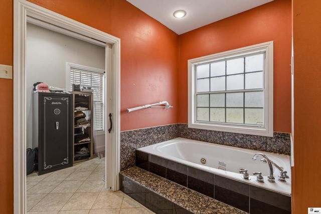 7403 WESTLAKE ROAD, Sterlington, LA 71280