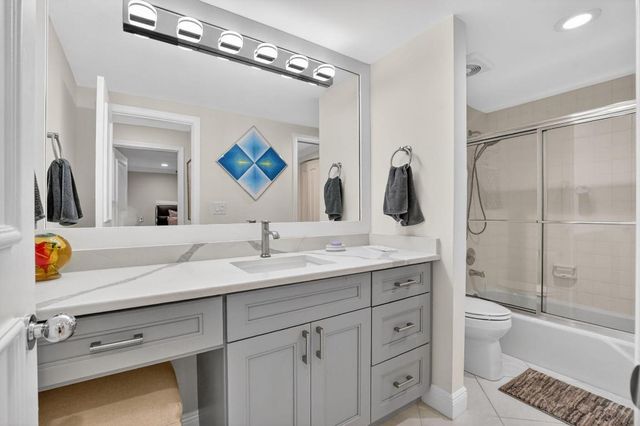 103 Bridgewood Court, Boca Raton, FL 33434