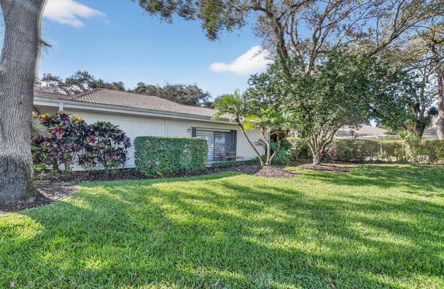103 Bridgewood Court, Boca Raton, FL 33434