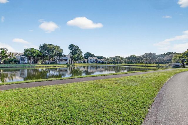 103 Bridgewood Court, Boca Raton, FL 33434