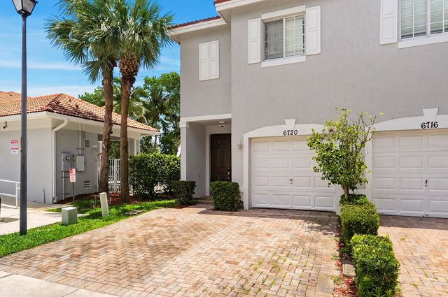 6720 CYPRESS WALK Terrace, Tamarac, FL 33321