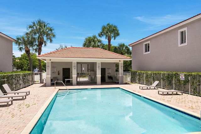 6720 CYPRESS WALK Terrace, Tamarac, FL 33321