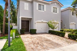 6720 CYPRESS WALK Terrace, Tamarac, FL 33321