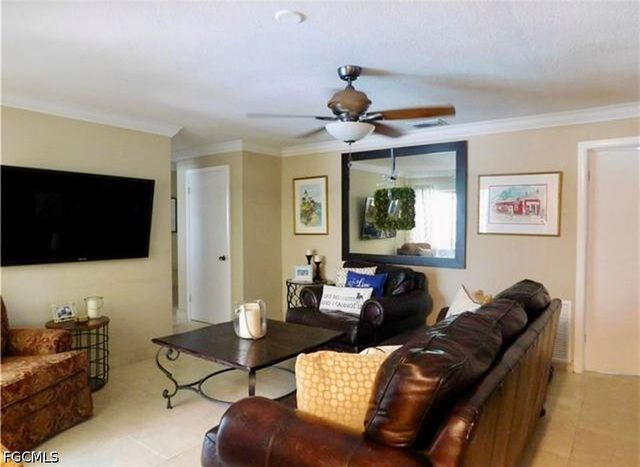 4479 Lakewood BLVD, Naples, FL 34112
