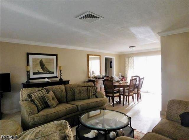 4479 Lakewood BLVD, Naples, FL 34112