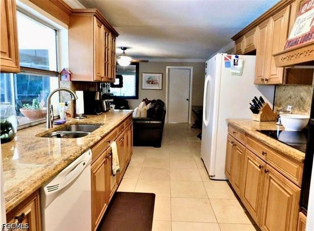 4479 Lakewood BLVD, Naples, FL 34112