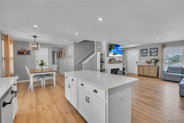 141 Florence Lane, Amherst, NY 14228