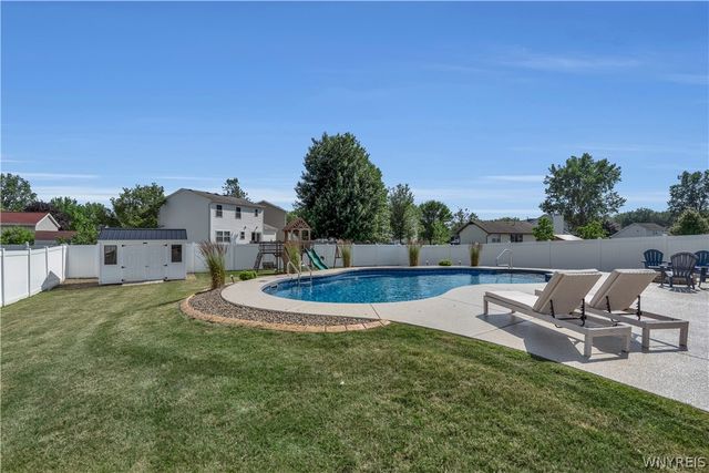 141 Florence Lane, Amherst, NY 14228